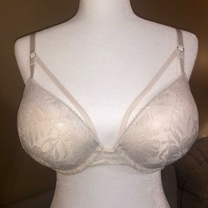 Victoria Secret Bombshell Push-up Bra